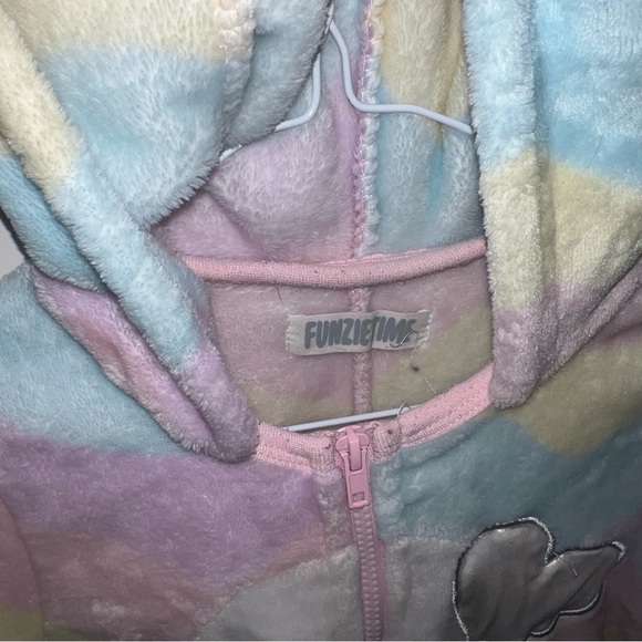 Funzietime Unicorn Onsie - Picture 3 of 4